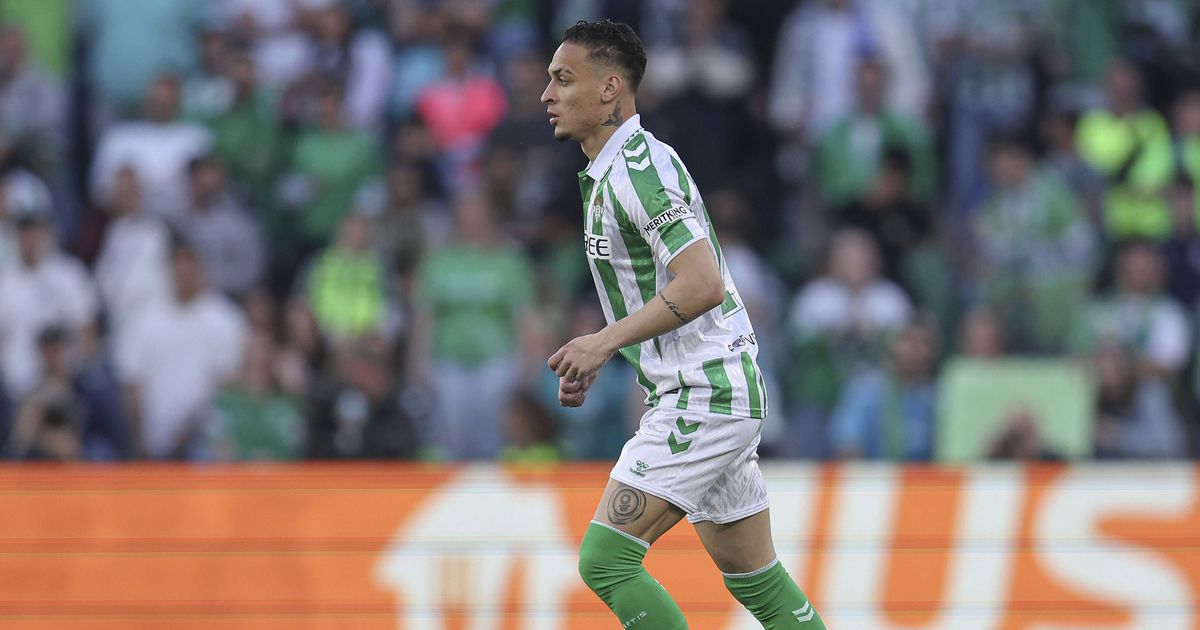 Antony com vermelho anulado e pode defrontar Real Madrid | A Bola