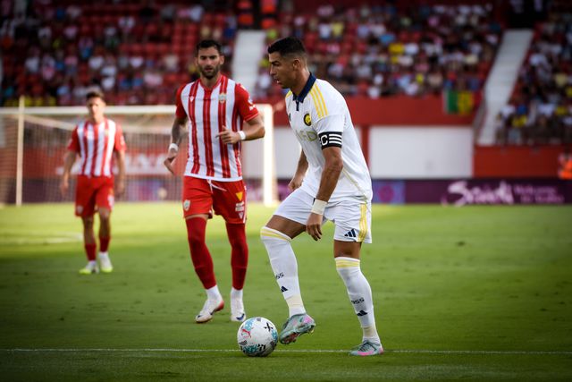 Cristiano Ronaldo defrontou o Almería no verão passado, pelo Al Nassr, em jogo particular - foto: IMAGO