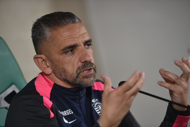 Rui Borges fez a antevisão ao deulo de amanhã com o Estoril em Alvalade
- Foto: MIGUEL NUNES