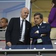 Gianni Infantino com Fernando Gomes. Ex-presidente da FPF foi determinante no apoio da chegada do ítalo-suíço à liderança da FIFA em 2016. Foto André Alves