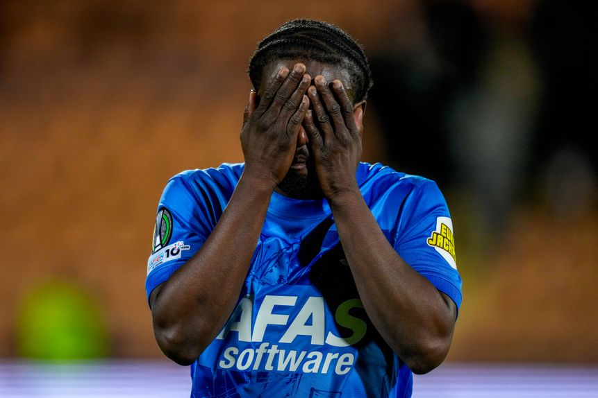 Ibrahim Sadiq, jogador do AZ, no jogo da Liga Europa disputado no reduto do Noah, da Arménia - FOTO: IMAGO