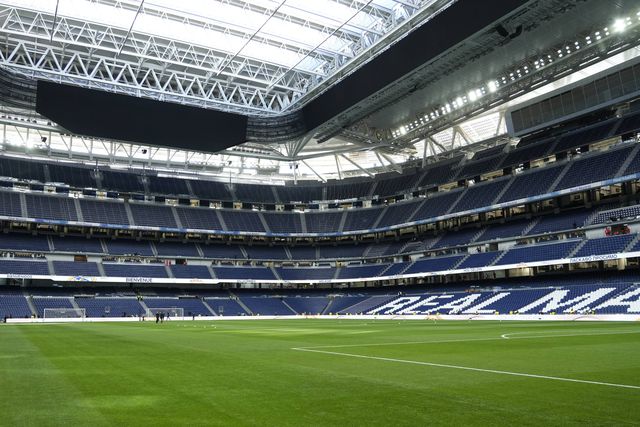 Real Madrid-Man. City vai mesmo jogar-se com o teto fechado