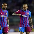 Agente de Depay nega rumores de ajuda a Dani Alves