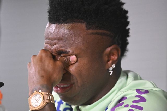 Chilavert ataca Vinícius Jr.: «Não sejas maricas, o futebol é para homens»