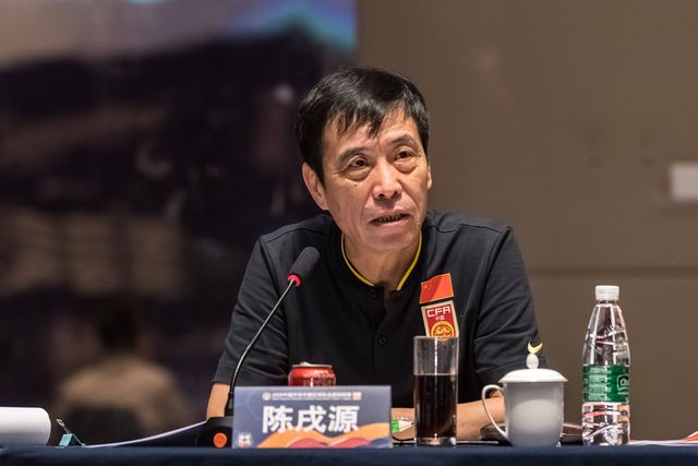 Dois ex-dirigentes do desporto chinês condenados por corrupção