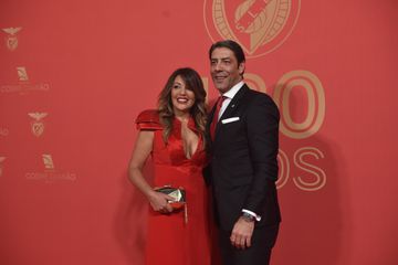A passadeira vermelha na Gala do Benfica (Fotos)
