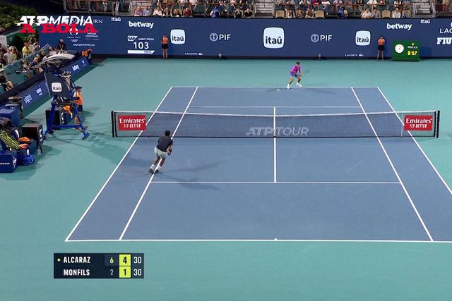 Alcaraz vence Monfils em 1h15 minutos