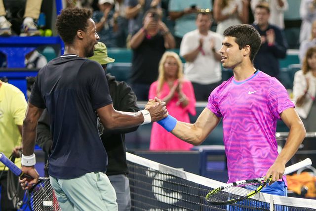 Vídeos: Grandes pontos, sorrisos, um desabafo de Monfils e no final ganha Alcaraz