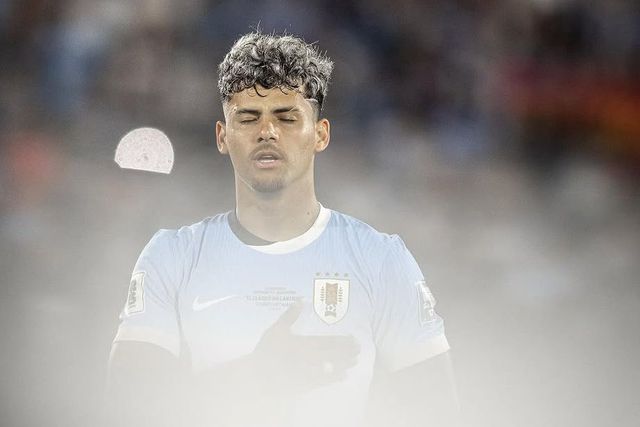 Maxi Araújo esteve ao serviço da seleção do Uruguai