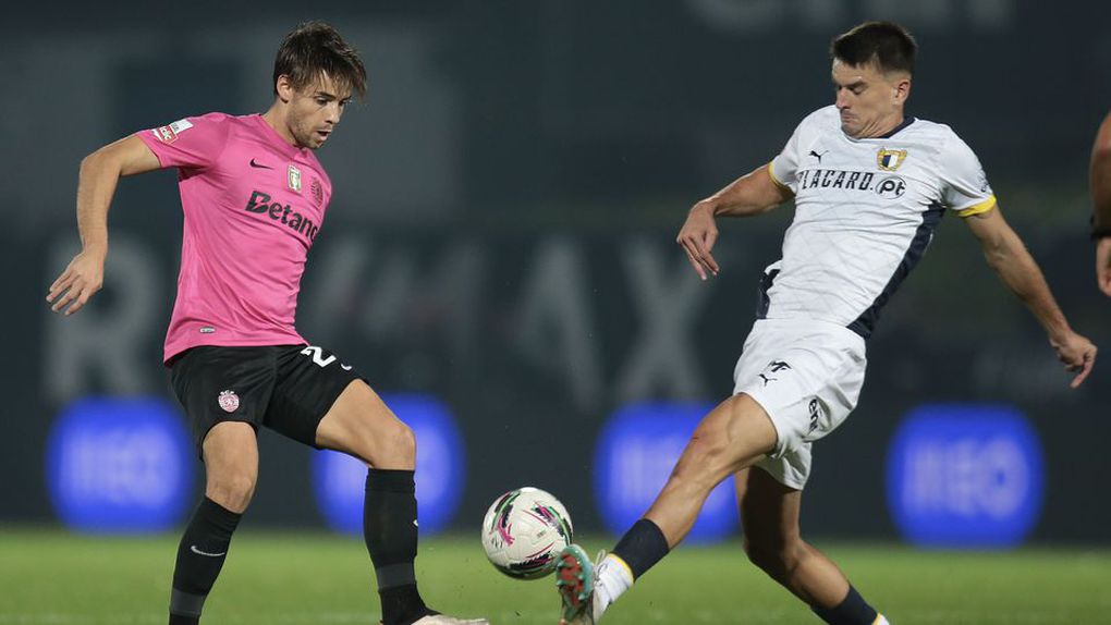 Mirko Topic, que esteve ao serviço da Sérvia, foi um dos representantes do Famalicão nesta jornada de seleções