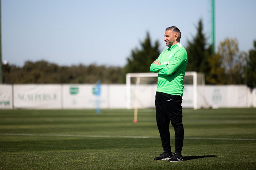 Rui Borges orientou mais um treino em Alcochete