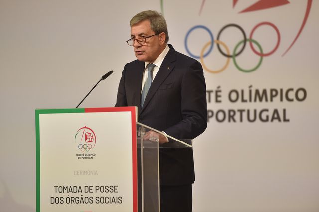Fernando Gomes discursa na tomada de posse como presidente do Comité Olímpico de Portugal. A cerimónia teve lugar na última terça-feira, 25 março, em Lisboa