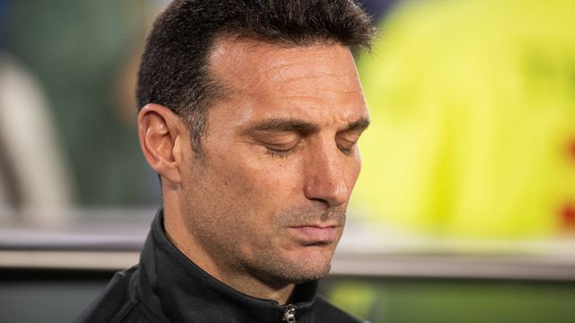 Scaloni, selecionador da Argentina, no jogo com o Brasil (foto: IMAGO)