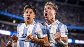 Argentina goleia o Brasil com golo e assistência de ex-Benfica
