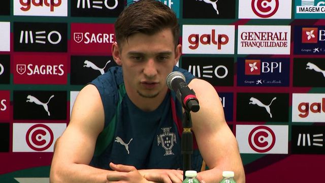 «Claro que quero ser titular na Seleção»