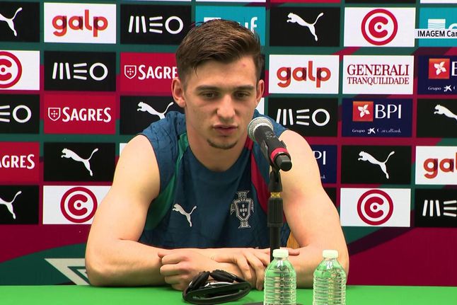 Francisco Conceição reage à possibilidade de render Salah no Liverpool