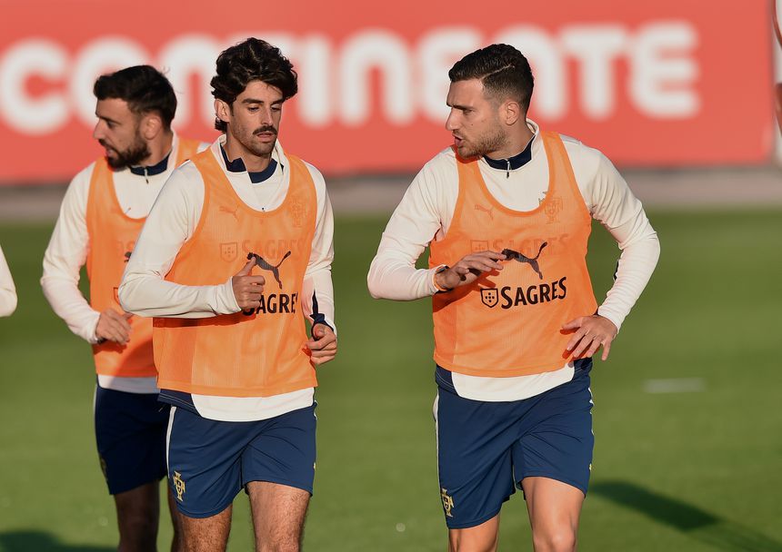 Trincão e Diogo Dalot - Foto: Miguel Nunes