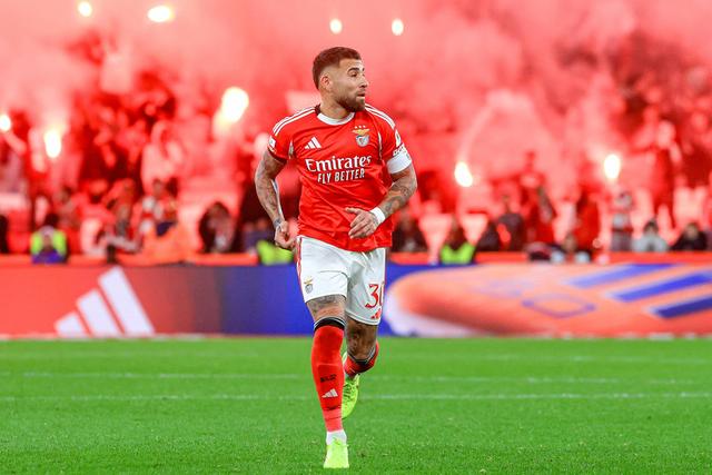 Nicolàs Otamendi já vestiu a camisola do Benfica, o clube que mais vezes representou, em 275 encontros, com 18 golos e 14 assistências - Foto: IMAGO