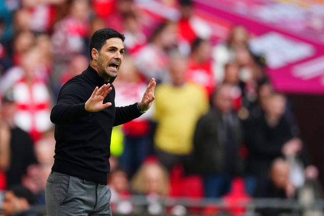 Ryanair provoca Arsenal em dia de aniversário de Mikel Arteta