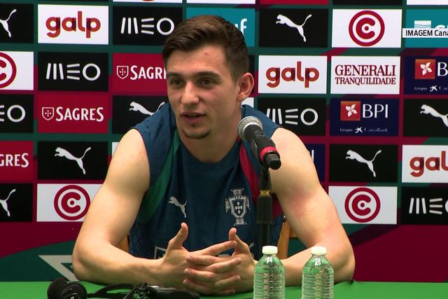 «Ochoa joga com o meu irmão no Chipre e a carreira que teve fala por si»