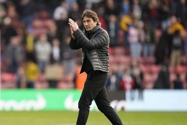 Italianos avançam que Antonio Conte vai ser o próximo treinador do Nápoles