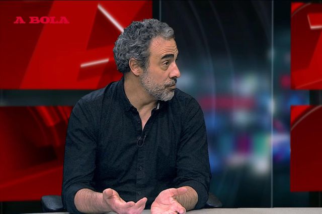 «Decisões importantes do FC Porto deviam ficar para o presidente eleito»