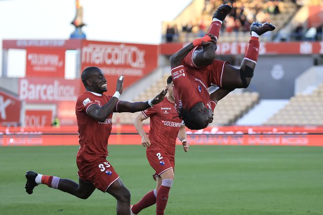 Não foi à bomba, foi à Bamba que os galos festejaram (crónica)