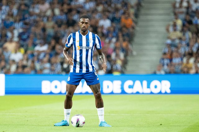 Otávio está no epicentro da noitada dos jogadores do FC Porto (foto: FC PORTO)