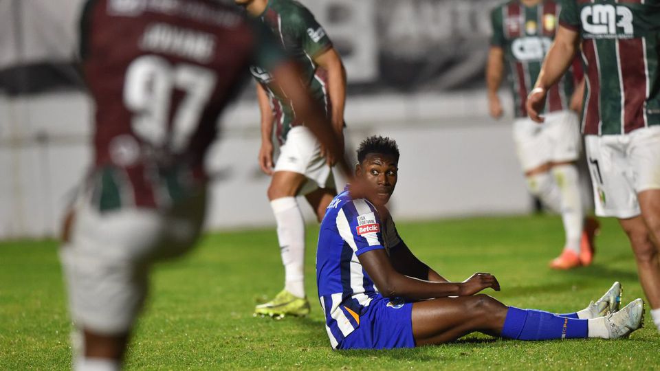 FC Porto disse matematicamente adeus ao título, e à Champions, na Reboleira