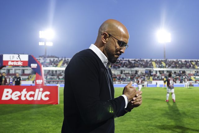 José Faria: «Procurar encontrar algumas rotinas»