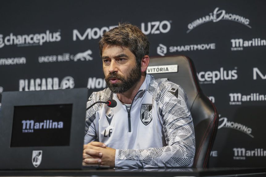 Luís Freire, treinador do Vitória de Guimarães, em conferência de imprensa