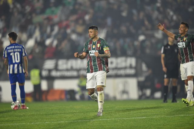 Alan Ruiz não tremeu e ampliou vantagem do Estrela frente ao FC Porto (vídeo)