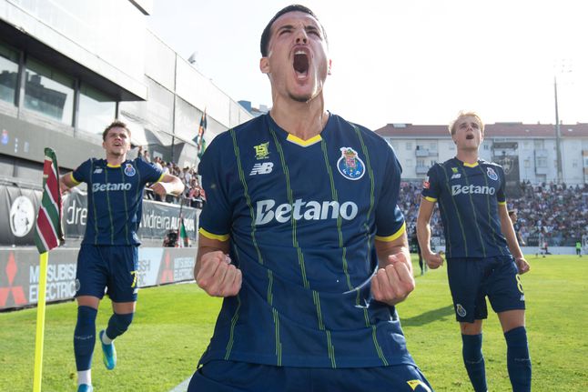 Deniz Gul foi a figura maior da vitória do FC Porto na Reboleira — Foto: IMAGO