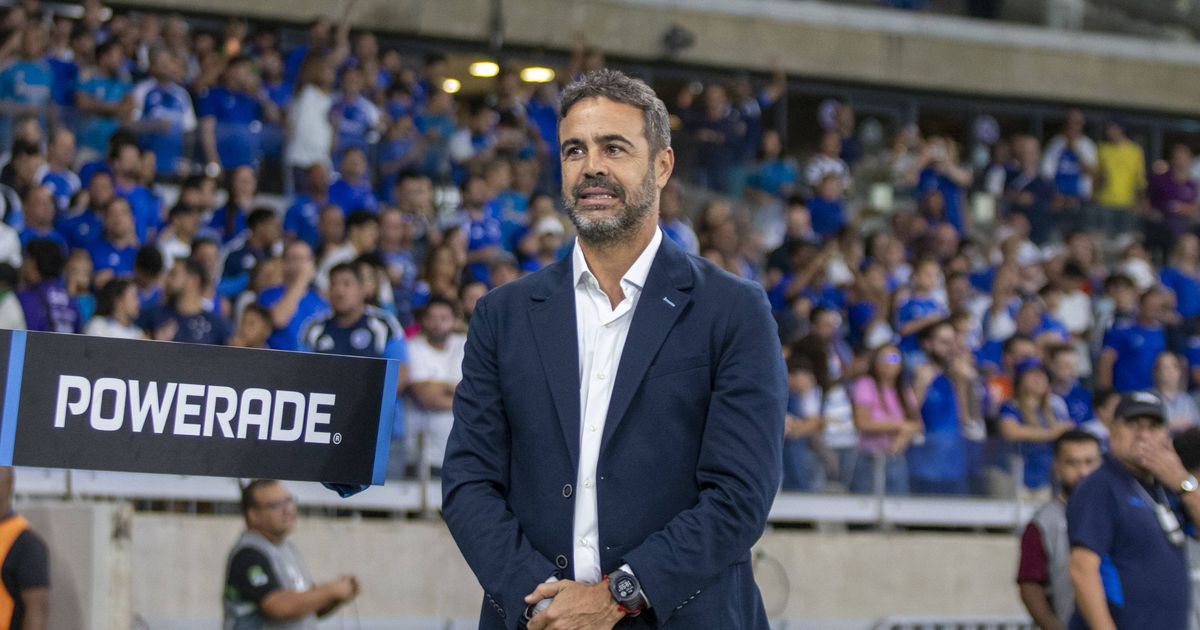 Brasil: Artur Jorge alcança primeira vitória fora, Franclim Carvalho empata
