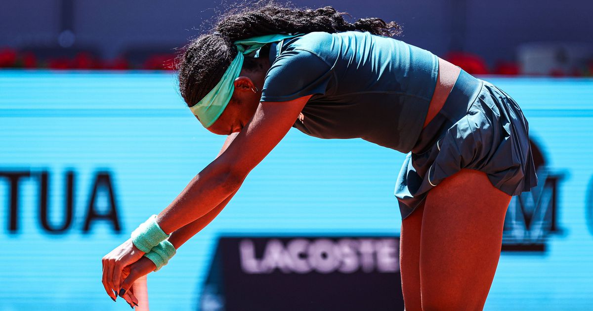 Coco Gauff acabou a vomitar no Masters de Madrid, onde já há cinco desistências