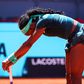Coco Gauff teve de ser assistida em court e acabou a vomitar. IMAGO