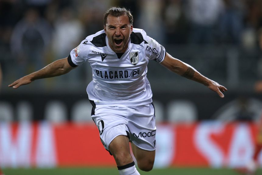 Samu celebra o nono golo da temporada - Foto: MANUEL FERNANDO ARAÚJO/LUSA