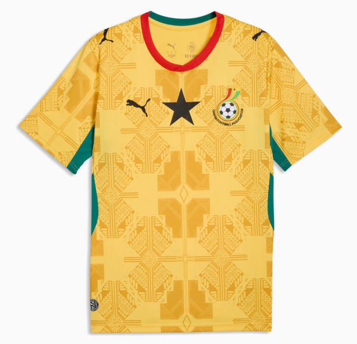 Gana (Grupo L), camisola alternativa. Puma