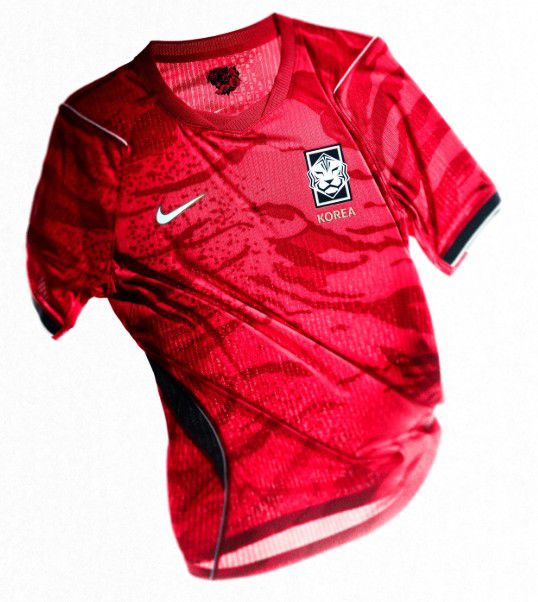 Coreia do Sul (Grupo A), camisola principal. Nike