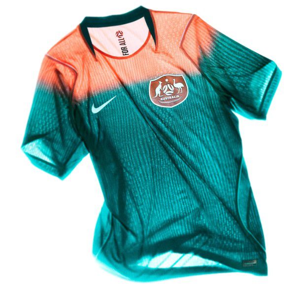 Austrália (Grupo D), camisola alternativa. Nike