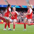 Olivia Smith a festejar o 2-1 para o Arsenal