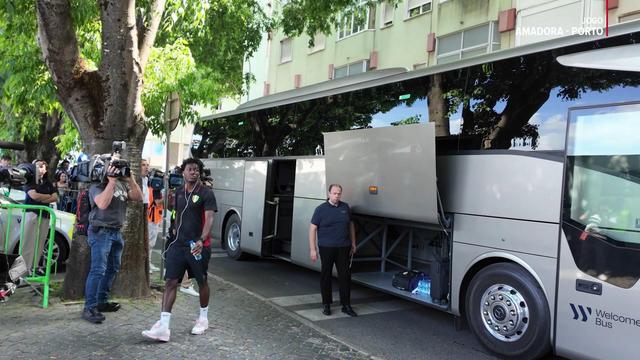 Chegada do Estrela da Amadora à Reboleira
