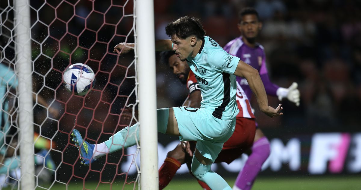 VÍDEO: Vagiannidis ainda trocou os pés, mas serviu Nel para o golo