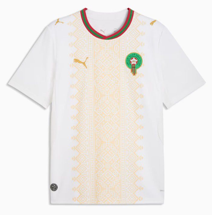 Marrocos (Grupo C), camisola alternativa. Puma