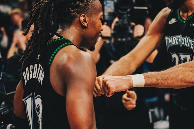 Ayo Dosunmu X/Timberwolves