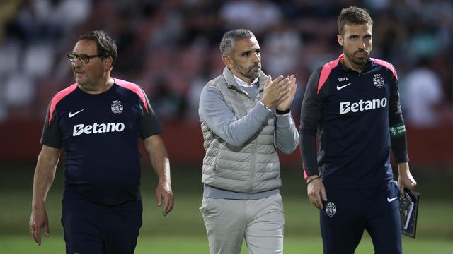 Rui Borges, treinador do Sporting, na visita ao Aves SAD - Foto Manuel Fernando Araújo/EPA