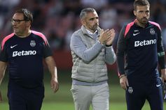 Rui Borges, treinador do Sporting, na visita ao Aves SAD - Foto Manuel Fernando Araújo/EPA