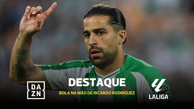 O alegado penálti por assinalar que o Real Madrid TV repetiu... 245 vezes