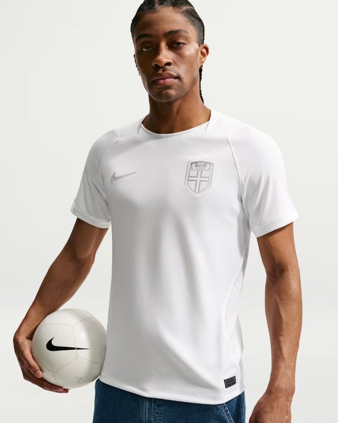 Noruega (Grupo I), terceira camisola. Nike