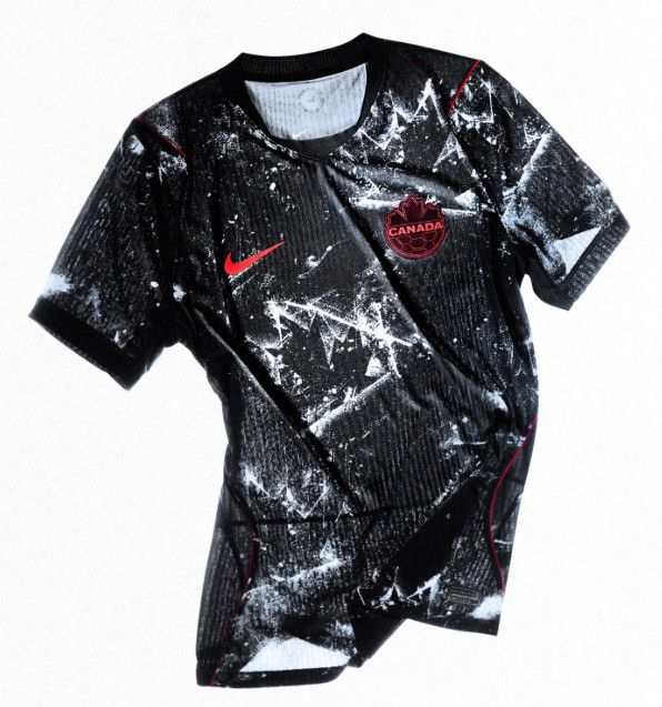 Canadá (Grupo B), camisola alternativa. Nike